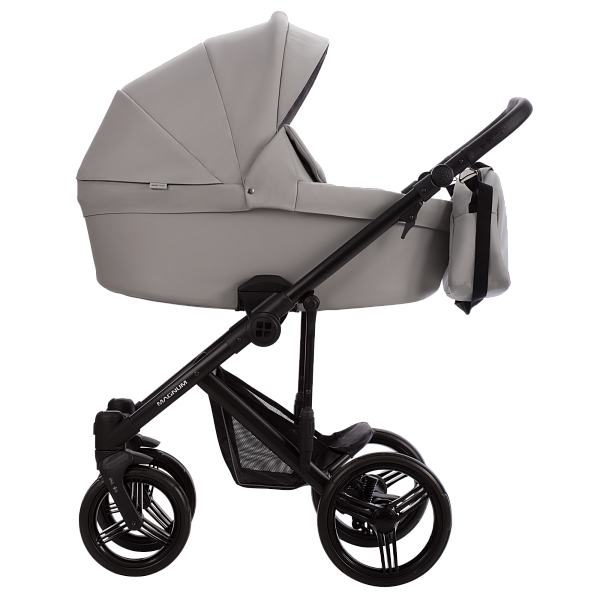 Коляска MAGNUM LIGHT PRO 2в1 (Bebetto) (Light pro 01 (св.бежевая кожа))