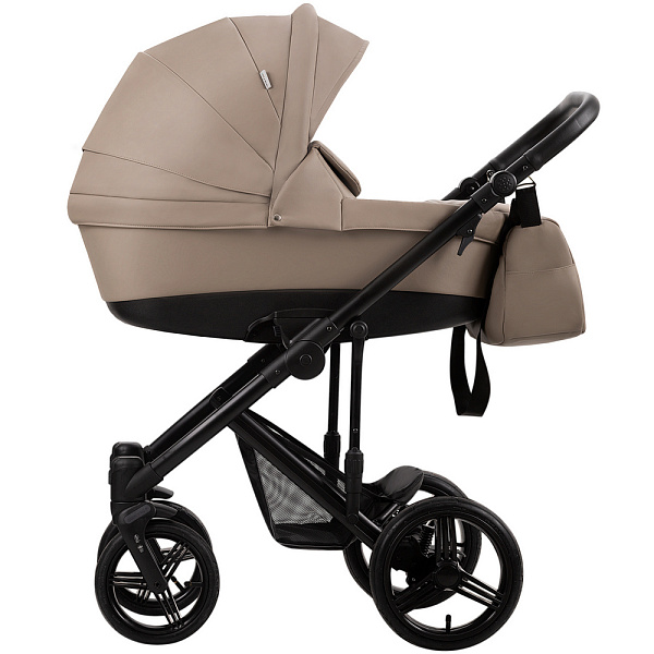 Коляска MAGNUM PRIMA 2в1 (Bebetto) (Prima 01 (белая кожа))